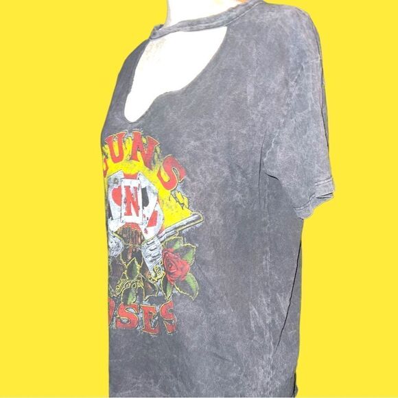 Vintage Guns n Roses gray fade out T-shirt with graphic design front! - Picture 4 of 7